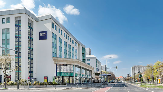 2 Gruppenreise Dresden DorintHotel außen 2 Gruppenreise Dresden DorintHotel außen