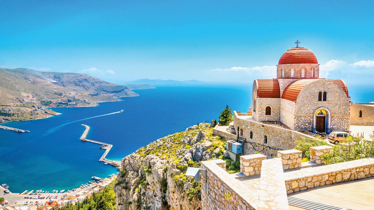 Panoramablick über den Hafen Kretas