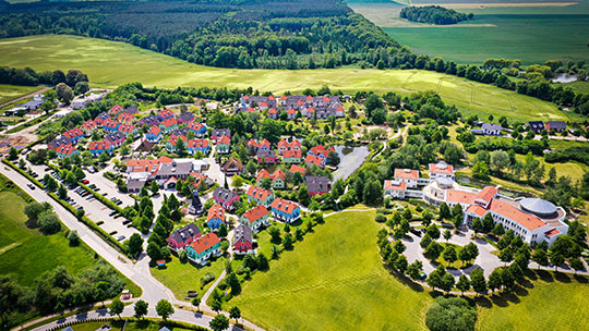 1 Klassenfahrt MecklenburgerSeenplatte BeechResortFleesensee Luftbild 1 Klassenfahrt MecklenburgerSeenplatte BeechResortFleesensee Luftbild