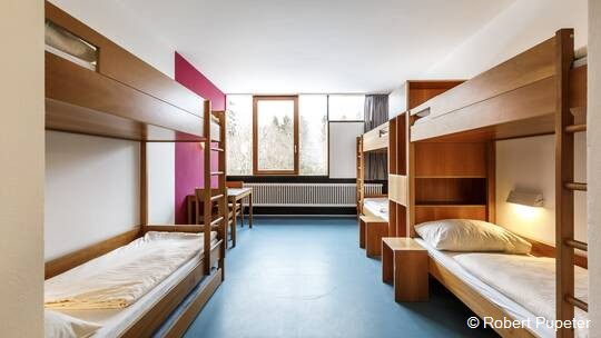 3 Klassenfahrt StarnbergerSee JugendherbergePossenhofen 6 Bett Zimmer