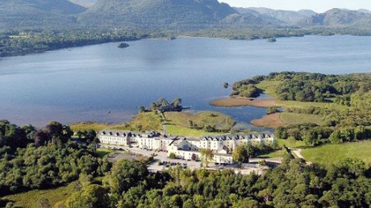 Lake Hotel On Lake Shore Lake Hotel On Lake Shore