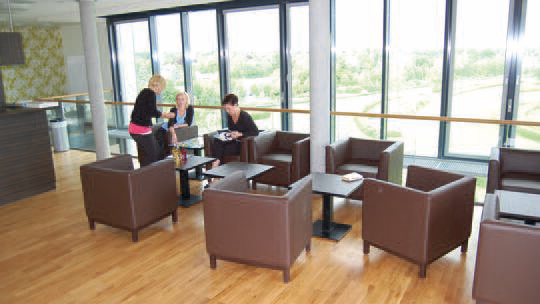 4 Klassenfahrt Hamburg JugendherbergeHornerRennbahn Aufenthaltsraum