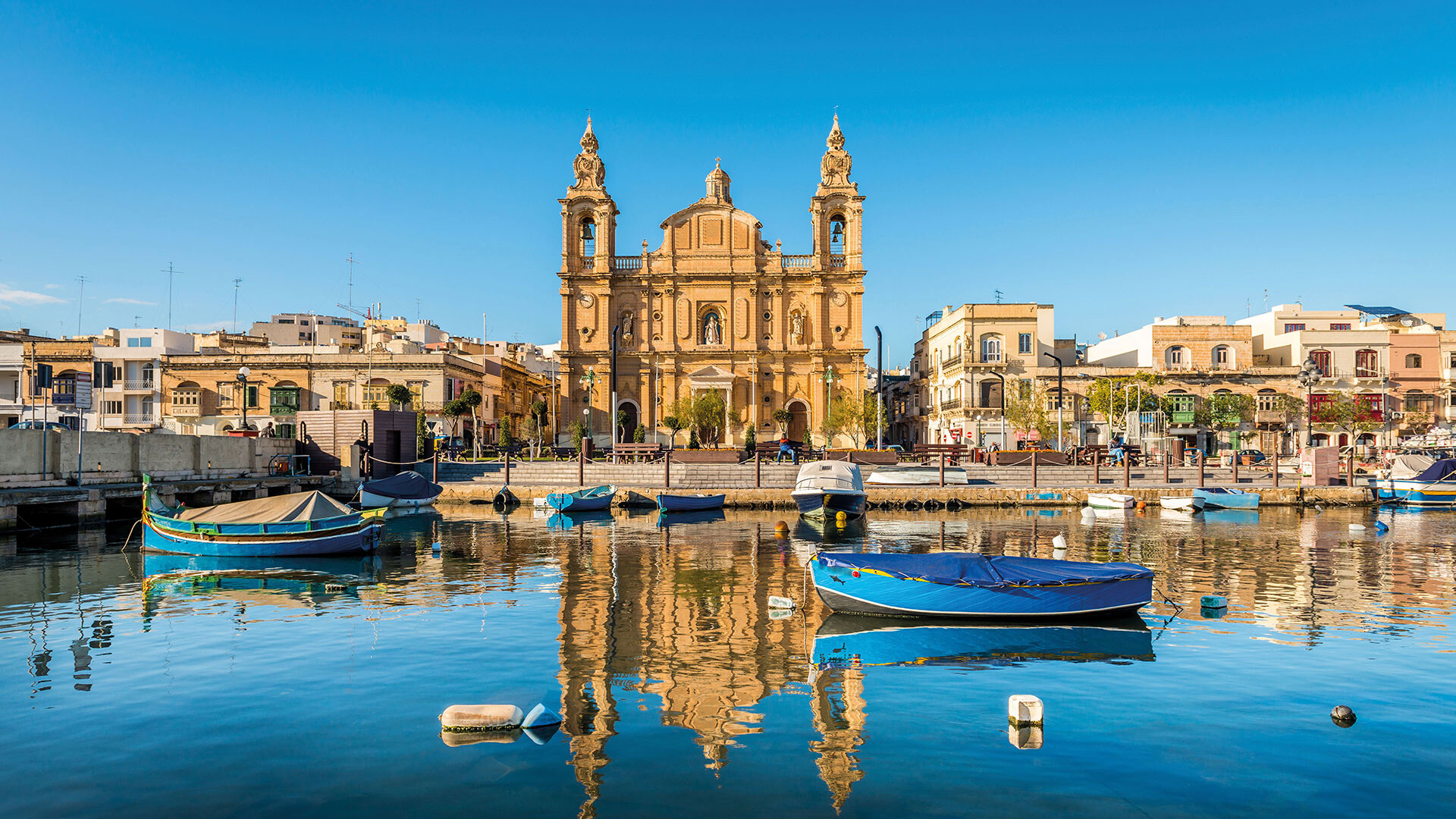 Malta Boote im Hafen