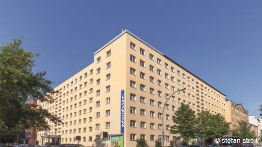 1 Klassenfahrt Berlin a&oBerlinMitteOstbahnhof Aussenansicht