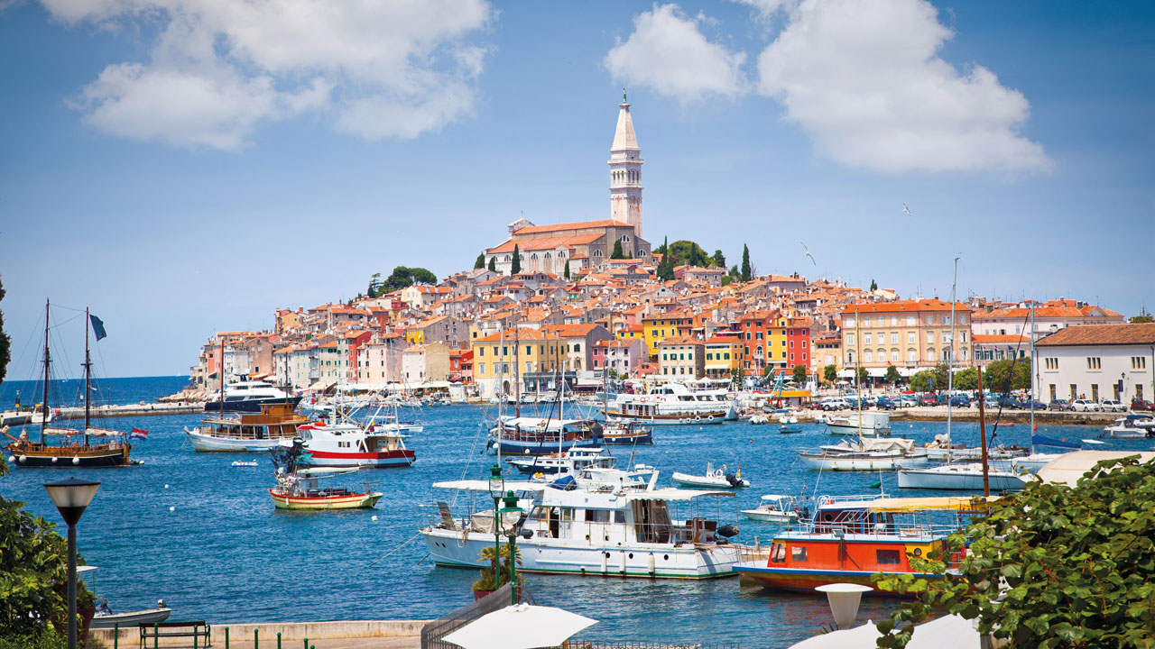 Klassenfahrt Istrien Porec in Istrien mit blauem Meer