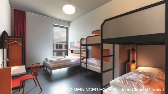 2 Klassenfahrt Genf MeiningerHotelGenéveCentreCharmilles Mehrbettzimmer