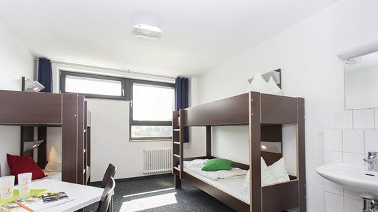Jugendherberge Köln-Riehl Jugendherberge Köln-Riehl