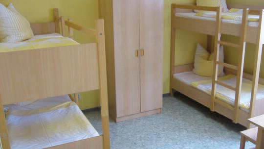 2 Klassenfahrt BrandenburgischeSeen JugenddorfamRuppinerSee Mehrbettzimmer 2 Klassenfahrt BrandenburgischeSeen JugenddorfamRuppinerSee Mehrbettzimmer