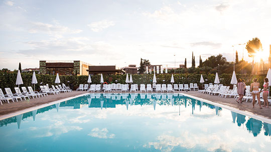 2 Klassenfahrt Florenz huFirenzecampingintown Pool2 2 Klassenfahrt Florenz huFirenzecampingintown Pool2