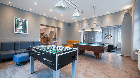 3 Klassenfahrt Wien ao Wien Stadthalle Billard