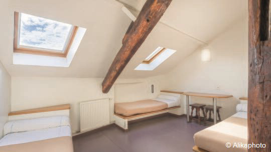 2 Klassenfahrt Paris MIJEMarais MehrbettzimmerFourcy