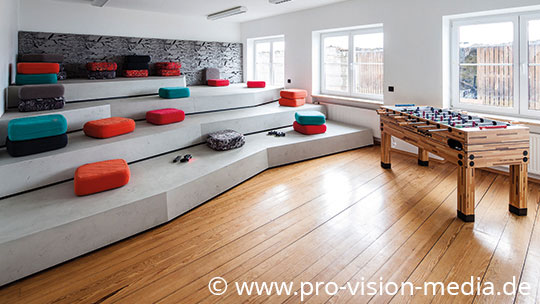 3 Klassenfahrt Oberstdorf Hostel TV Raum 3 Klassenfahrt Oberstdorf Hostel TV Raum