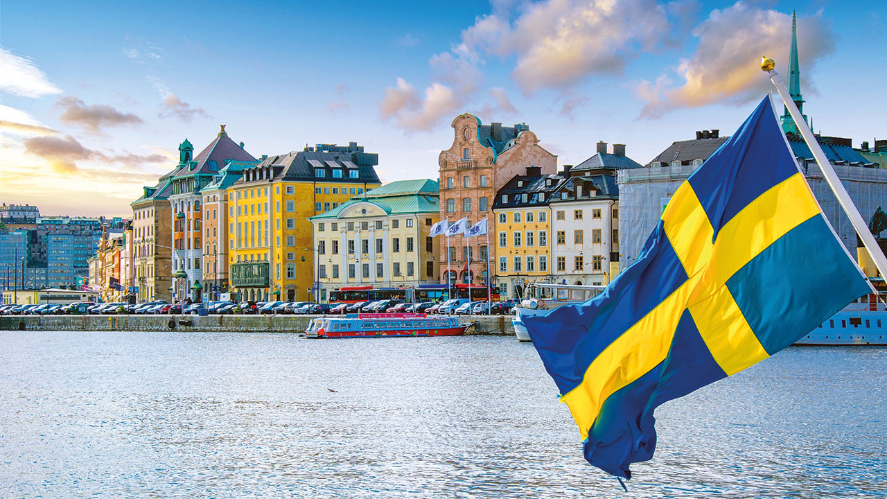 Gruppenreise Stockholm S-Stockholm Stadt mit Flagge