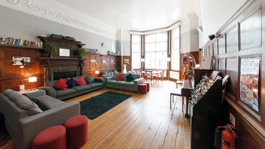 Astor Hostels Astor Hyde Park Hostel Astor Hostels Astor Hyde Park Hostel