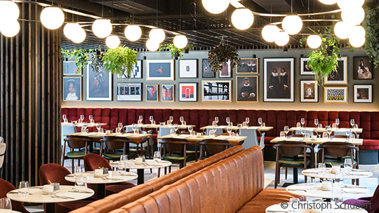 3 Gruppenreise Wien RadissonREDVienna Restaurant 3 Gruppenreise Wien RadissonREDVienna Restaurant