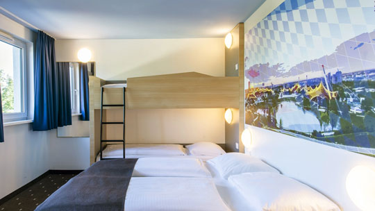 2 Klassenfahrt München B&BHotelMünchenCity Nord Familienzimmer