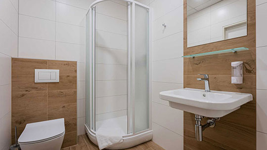 3 Klassenfahrt Prag Hotel City Centre Badezimmer