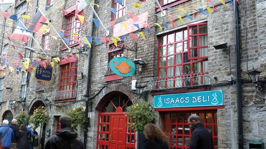 DUBLIN: Isaacs Hostel DUBLIN: Isaacs Hostel