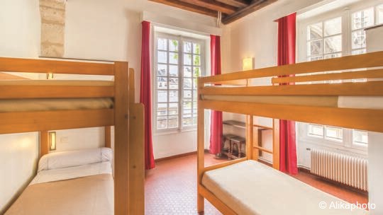 3 Klassenfahrt Paris MIJEMarais MehrbettzimmerMaubuisson 3 Klassenfahrt Paris MIJEMarais MehrbettzimmerMaubuisson