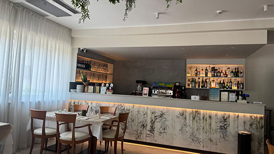 2 Klassenfahrt Gardasee HotelDorè RestaurantBar