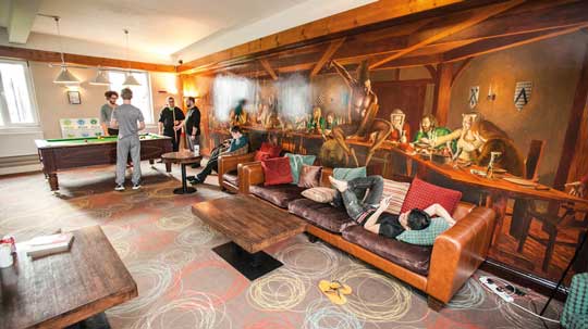 GALWAY: Kinlay Hostel GALWAY: Kinlay Hostel
