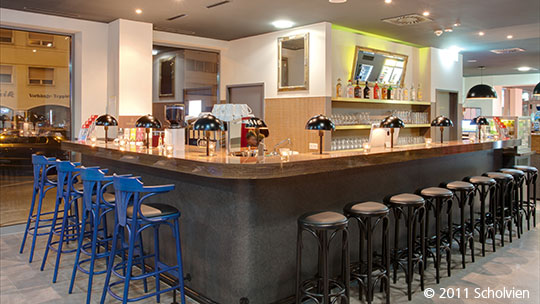 2 Klassenfahrt Salzburg MeiningerSalzburg Bar 2 Klassenfahrt Salzburg MeiningerSalzburg Bar