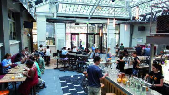 4 Klassenfahrt Paris StChristophersInnParisGareduNord SportsBar 4 Klassenfahrt Paris StChristophersInnParisGareduNord SportsBar