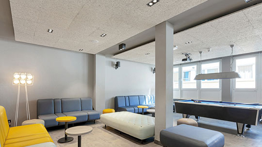 4 Klassenfahrt Frankfurt ao Galluswarte Lobby