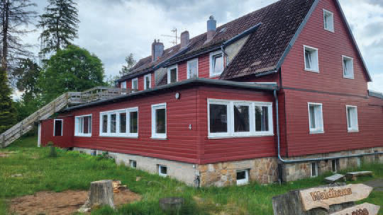 5 Klassenfahrt Harz_Brockenregion Waldhaus Außenansicht