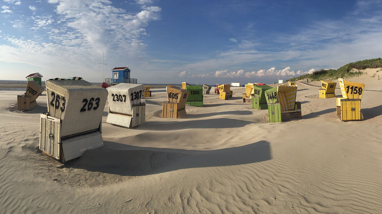 Strandkörbe auf Langeoog