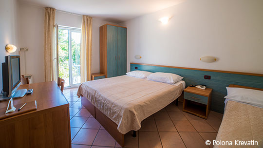 2 Klassenfahrt slowenischeKueste HotelanlageBelvedere Zimmer