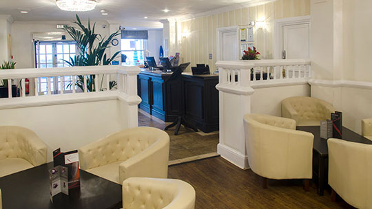 2 Klassenfahrt Brighton Kings Hotel Brighton Lounge