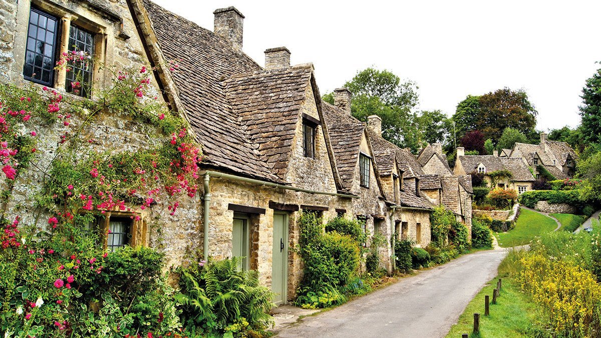 Gruppenreisen Englands geheime Schätze Cotswolds-schöne-Häuserreihe
