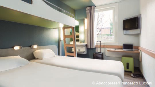 1 Klassenfahrt Paris IbisBudgetHotelParisPortedeMontmartre Dreibettzimmer