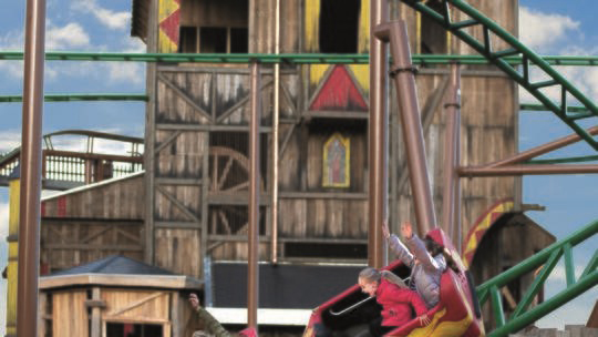 3 Klassenfahrt Emsland_SchlossDankern FerienzentrumSchlossDankern HausTypA Achterbahn