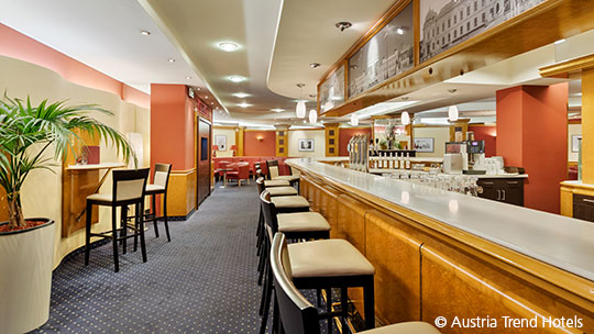 3 Gruppenreise Wien AustriaTrendHotelAnanas Bar 3 Gruppenreise Wien AustriaTrendHotelAnanas Bar