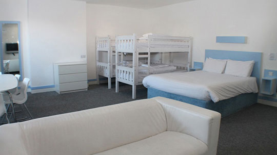 1 Klassenfahrt Eastbourne Best Western Plus Citrus Hotel 6 Bettzimmer