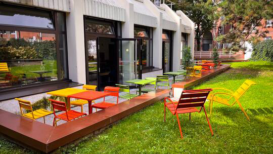 4 Klassenfahrt Lille IbisBudgetHotelLilleCentre Terrasse