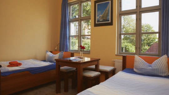 4 Klassenfahrt Rügen HausamSund Doppelzimmer