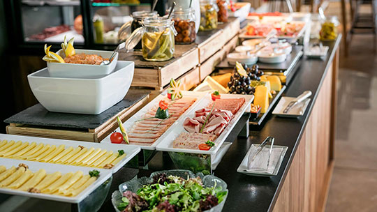 2 Gruppenreise Linz ARCOTELNike Frühstück 2 Gruppenreise Linz ARCOTELNike Frühstück