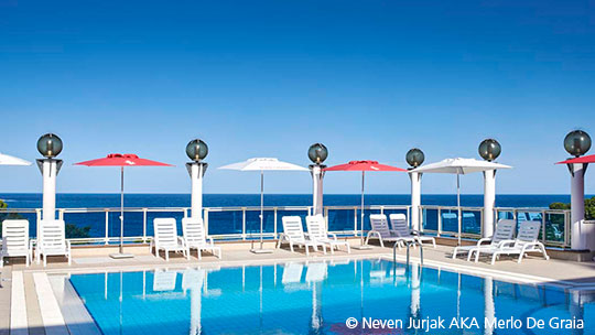 3 Klassenfahrt Istrien HotelsderPlava Laguna Kette Pool 3 Klassenfahrt Istrien HotelsderPlava Laguna Kette Pool