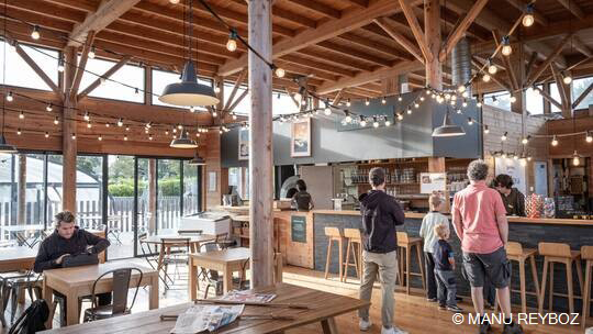 5 Klassenfahrt SaintPierreenPort HuttopiaCampingLaFalaise Bar