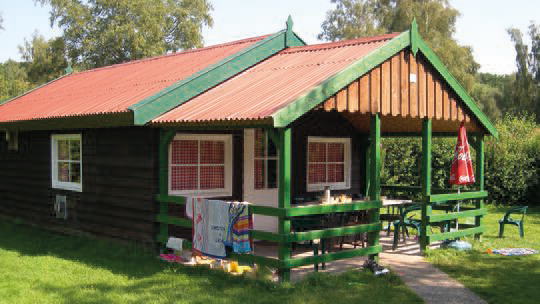 1 Klassenfahrt Emsland_SchlossDankern FerienzentrumSchlossDankern HausTypA Außenansicht