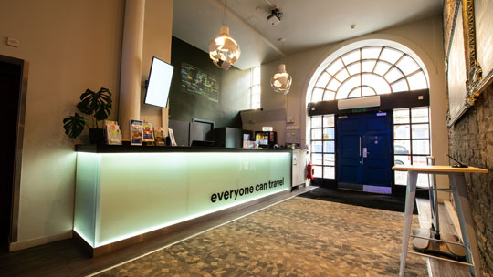 1 Klassenfahrt Edinburgh ao Rezeption