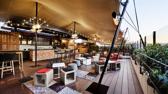 5 Klassenfahrt Paris GeneratorParis Dachterrasse 5 Klassenfahrt Paris GeneratorParis Dachterrasse