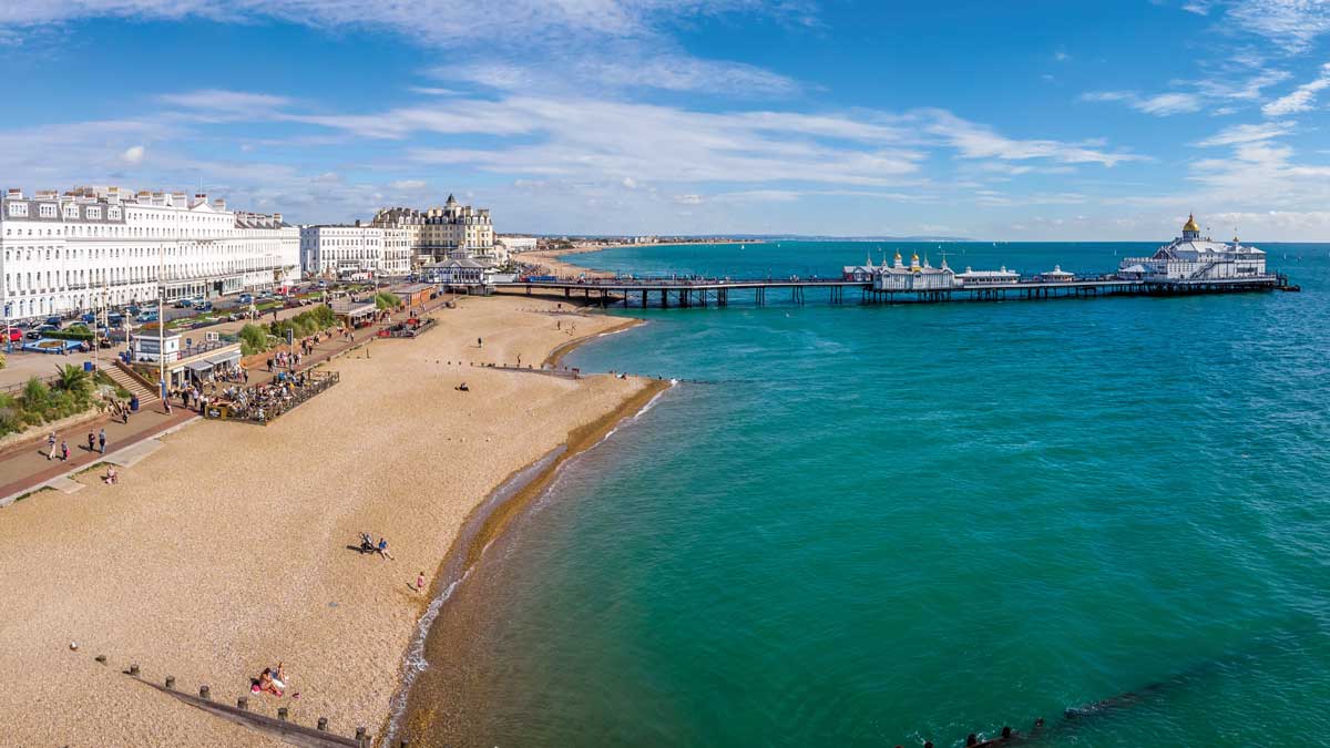 Eastbourne-Blick-auf-Promenade