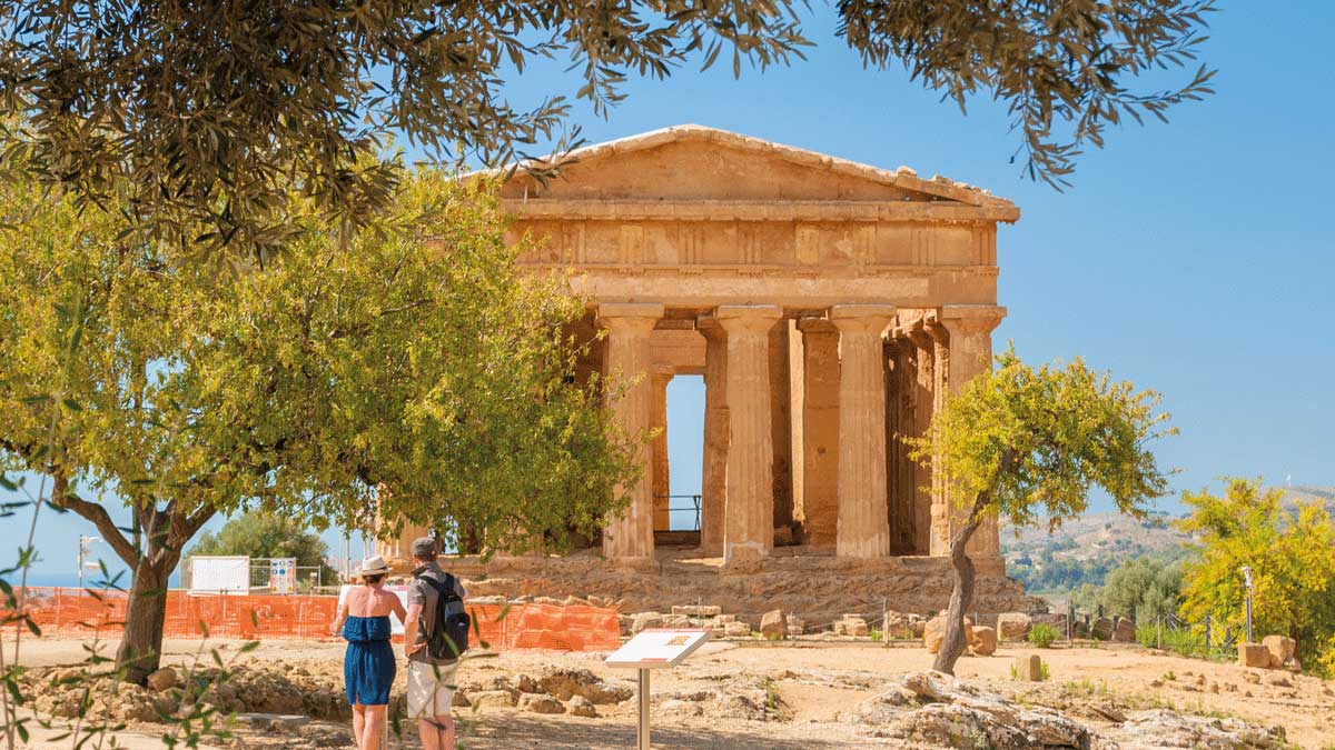 Blick auf den Tempel Syrakus in Sizilien
