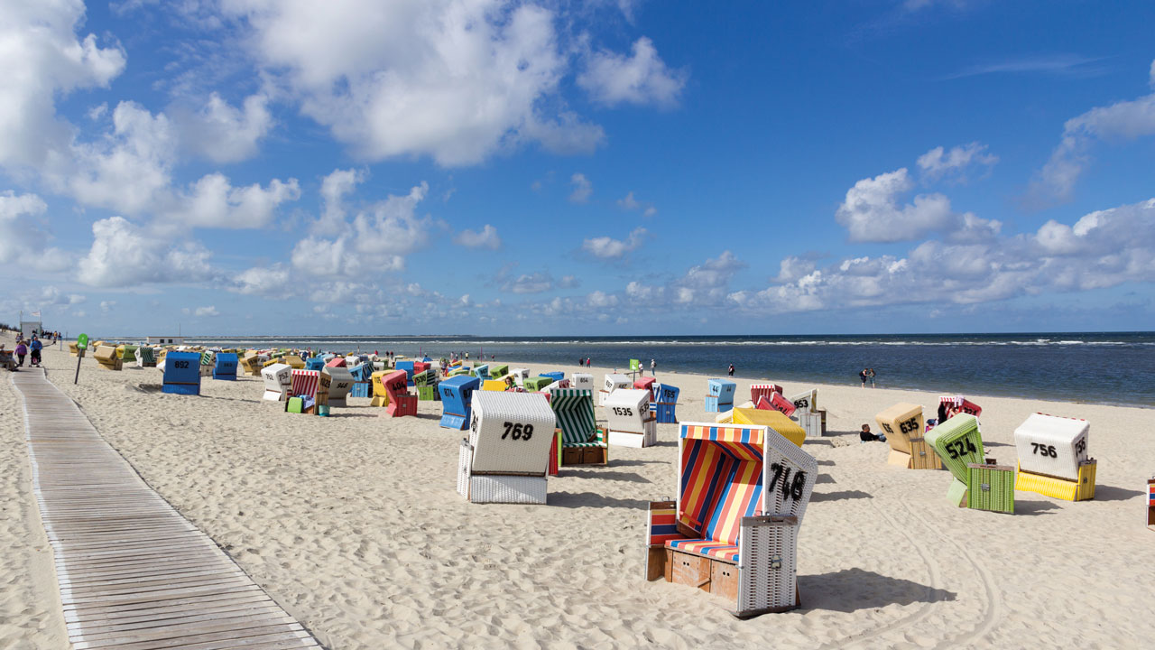 Strandkörbe auf Langeoog