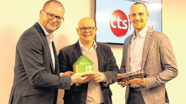 CTS-Reisen spendet an das Kinderdorf