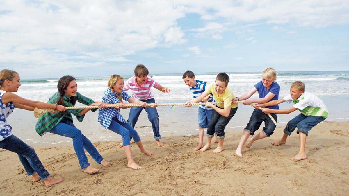 Schüler am Strand von Langeoog